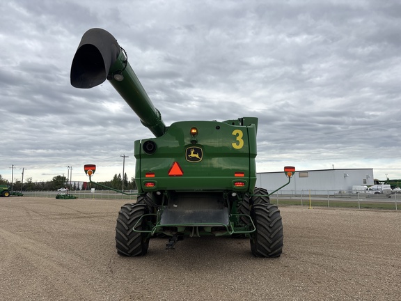 Used 2020 John Deere S780 Combines at Horizon Ag & Turf in Lloydminster, AB - Photo6