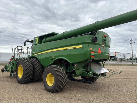 Used 2020 John Deere S780 Combines at Horizon Ag & Turf in Lloydminster, AB - Photo10