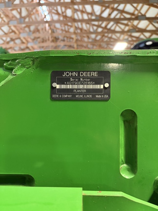 Used 2007 John Deere 1790 Planters: Drawn at Koenig Equipment in Greenville, OH - Photo20