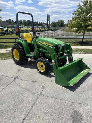 2016 John-Deere 3038E
