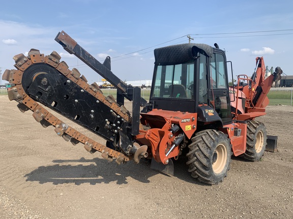 2014 Ditch Witch RT100