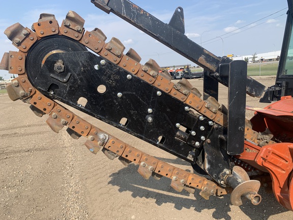 2014 Ditch Witch RT100