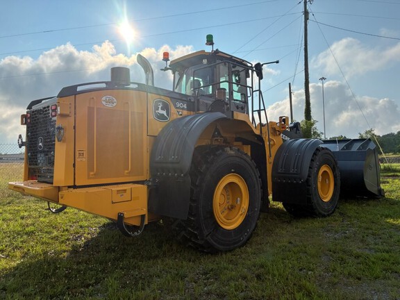 2024 John Deere 904 P