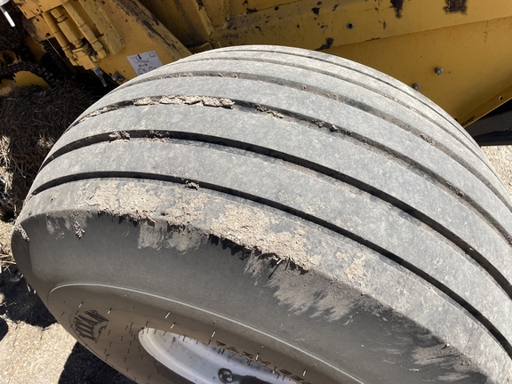 2022 New Holland ROLL-BELT 560