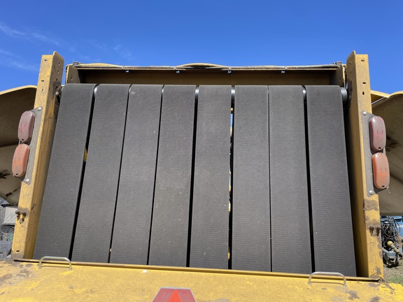 2022 New Holland ROLL-BELT 560
