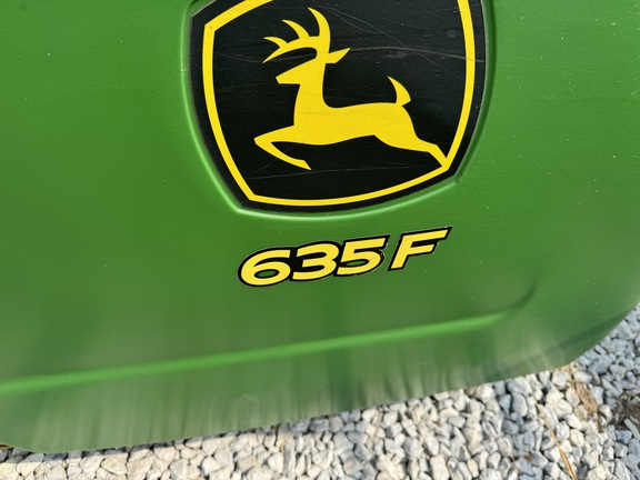2010 John-Deere 635F