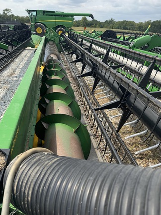 2010 John-Deere 635F