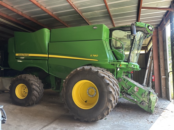 Used 2023 John Deere S780 Combines at Koenig Equipment in Urbana, OH - Photo4