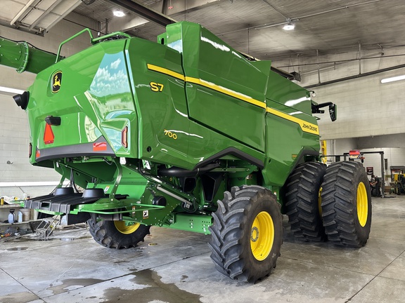 Used 2026 John Deere S7 700 Combines at Koenig Equipment in Urbana, OH - Photo5