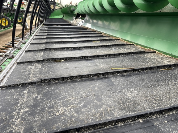 Used 2013 John Deere 635D Combine Platforms at Horizon Ag & Turf in Lloydminster, AB - Photo5