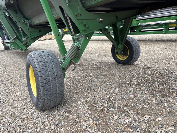 Used 2013 John Deere 635D Combine Platforms at Horizon Ag & Turf in Lloydminster, AB - Photo15