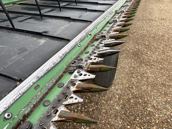 Used 2013 John Deere 635D Combine Platforms at Horizon Ag & Turf in Lloydminster, AB - Photo9