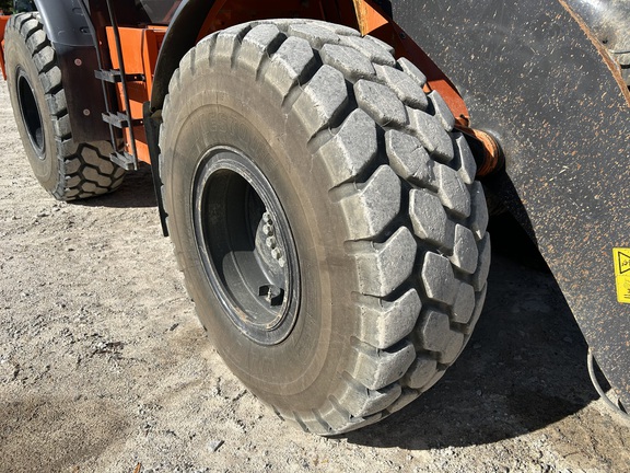 0 Hitachi ZW180-7
