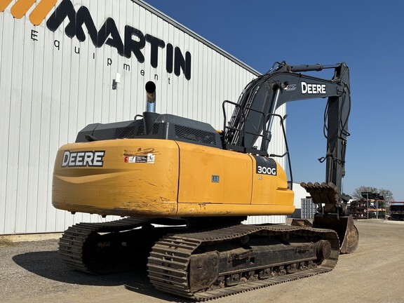 2021 John Deere 300G LC
