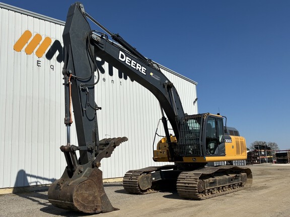 2021 John Deere 300G LC