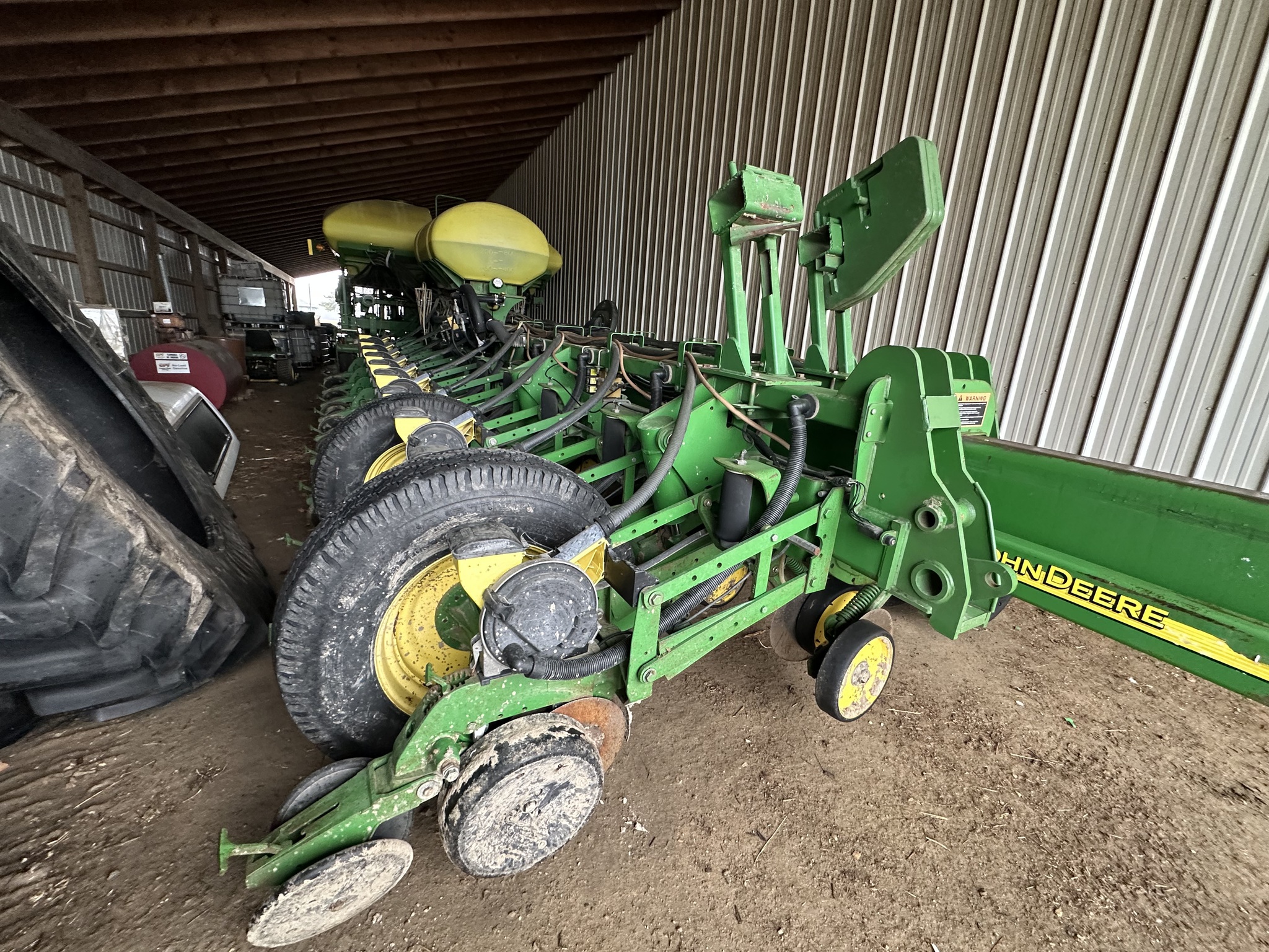 2007 John Deere 1770NT Image 3