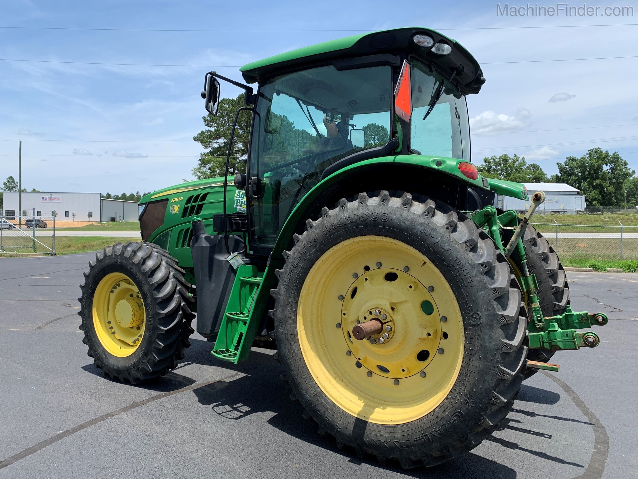 2013 John Deere 6150R Image 3