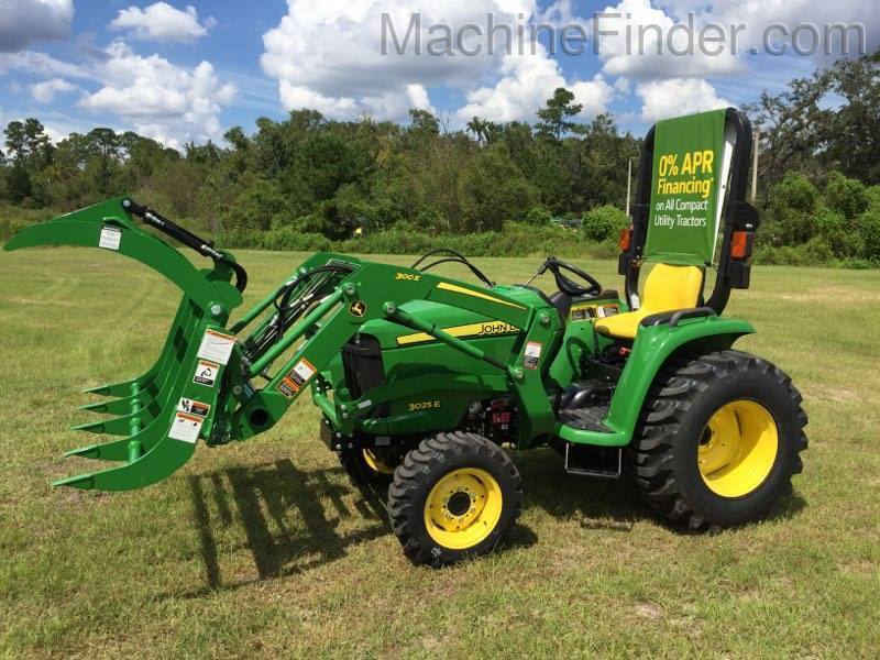 2020 John Deere 3038E w/ Grapple Image 3