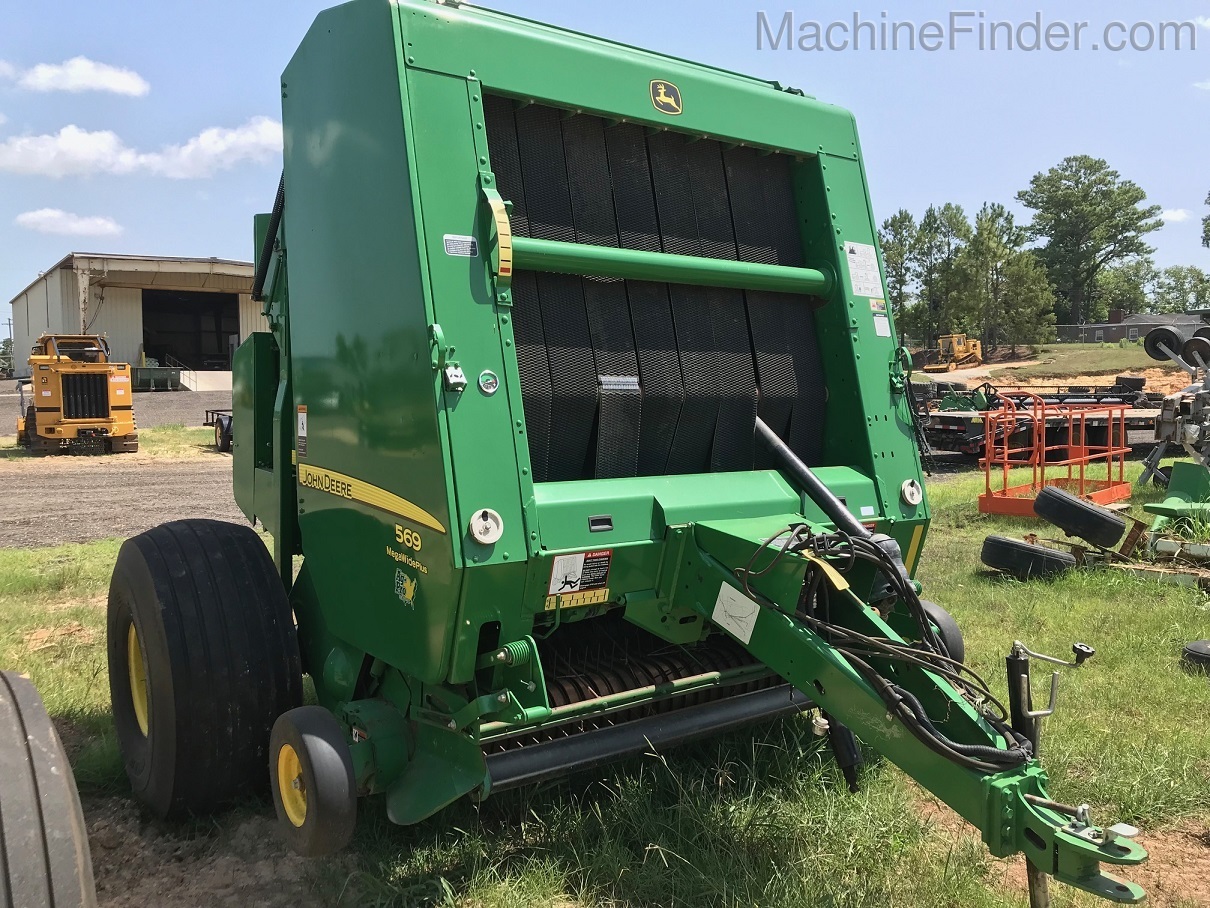 2017 John Deere 569 Image 2