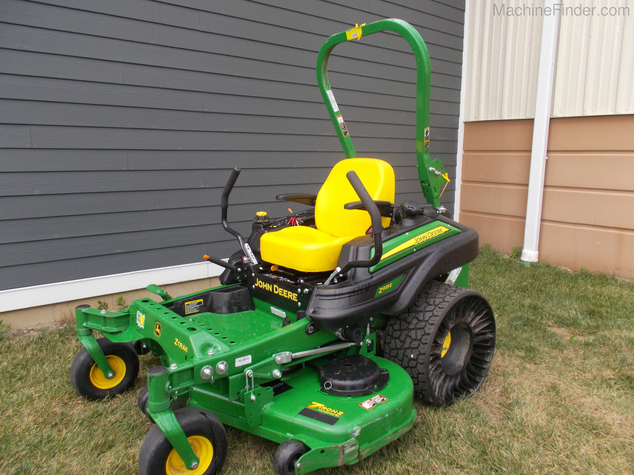2019 John Deere Z915E Image 1