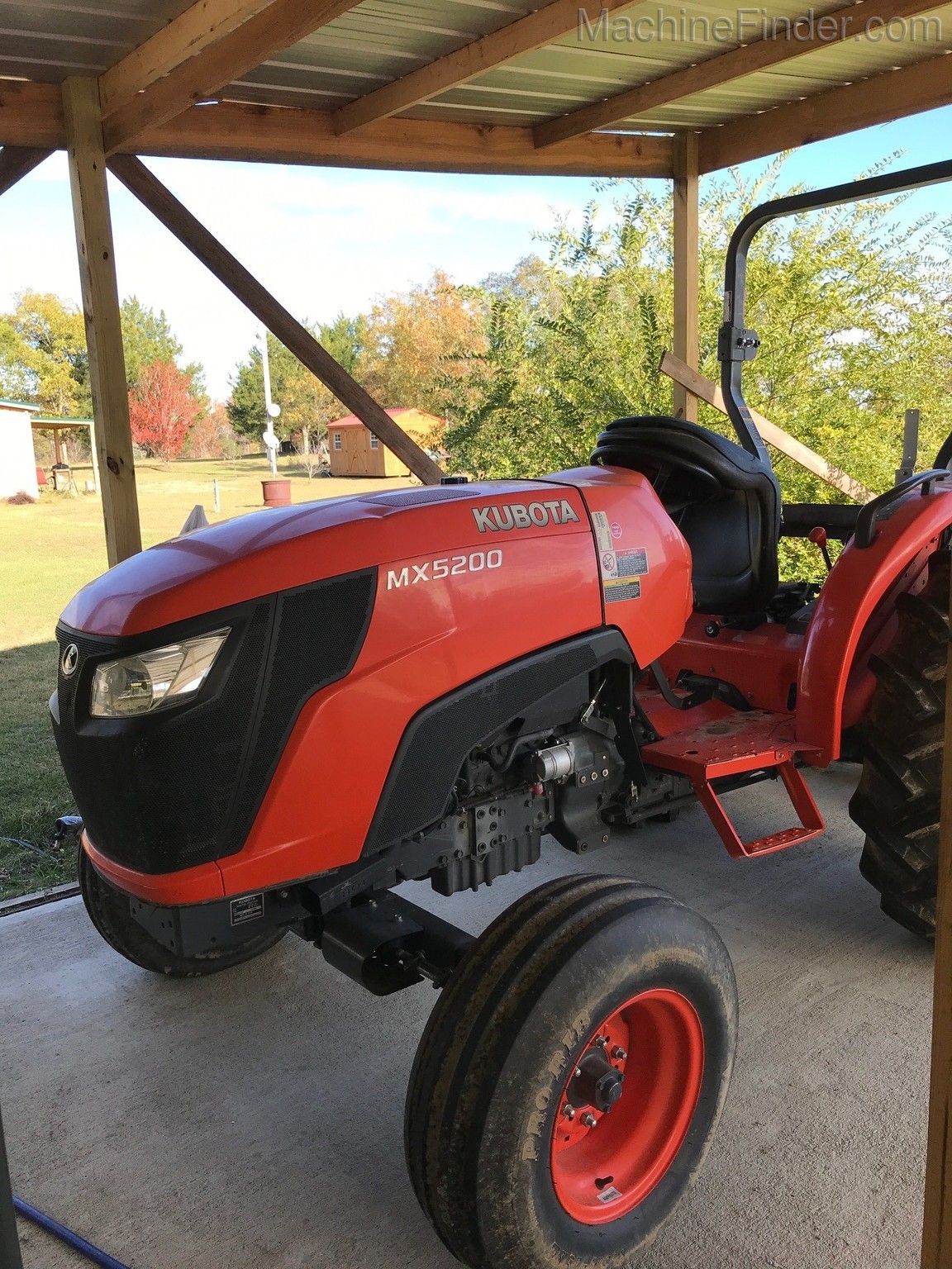 2017 Kubota MX5200 Image 1