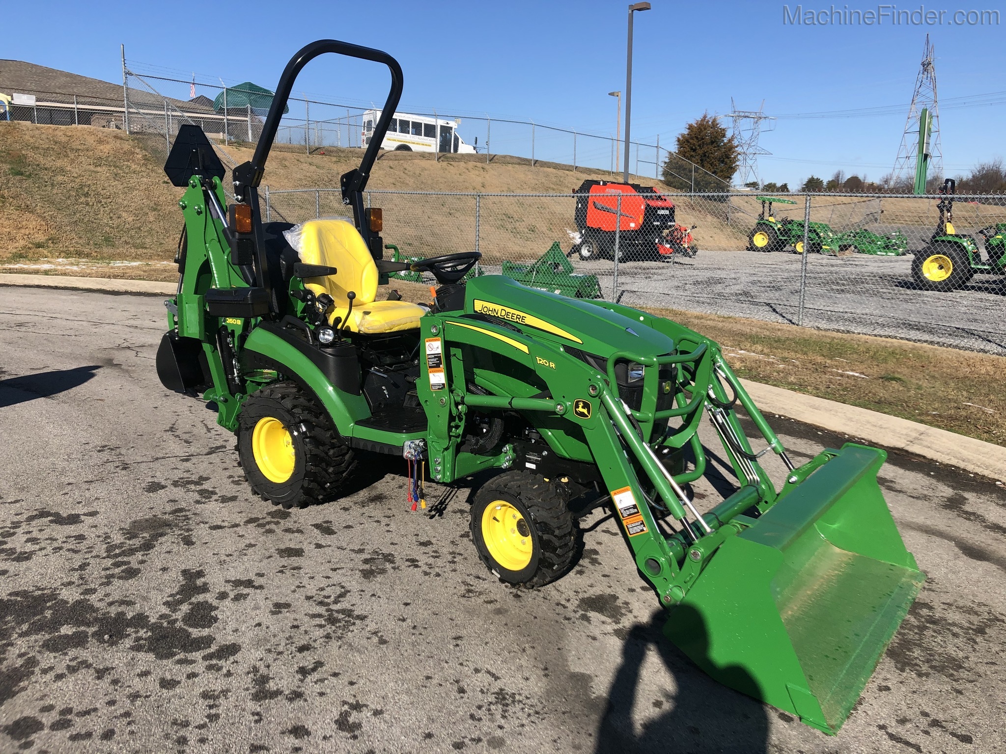 2020 John Deere 1025R Image 4