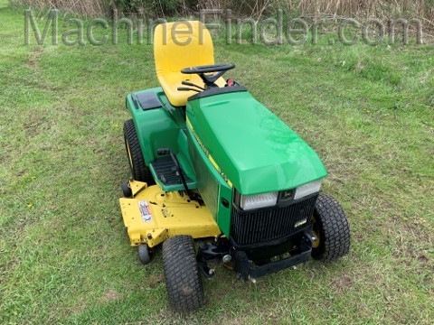 1995 John Deere 425 Image 3