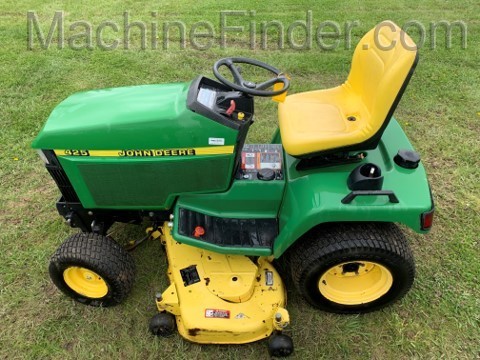1995 John Deere 425 Image 1