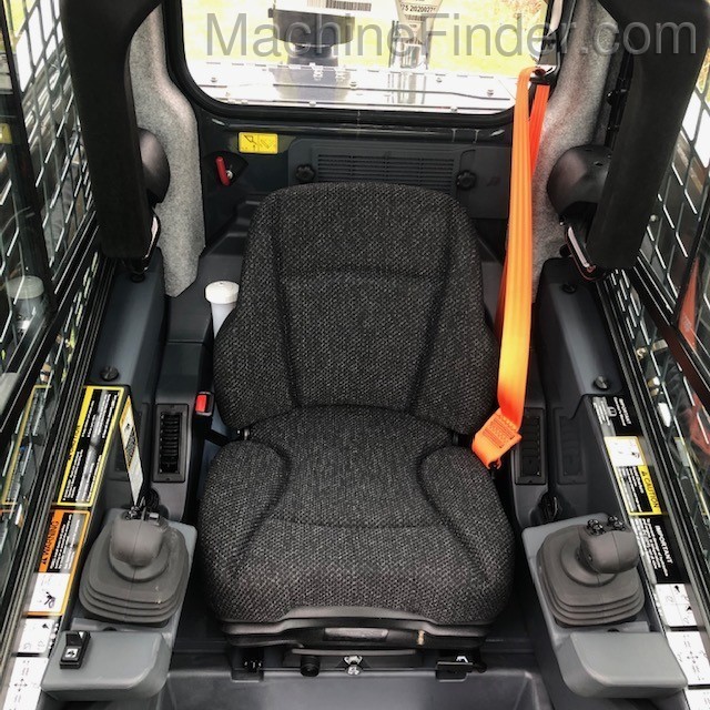 2020 John Deere 333G Image 10