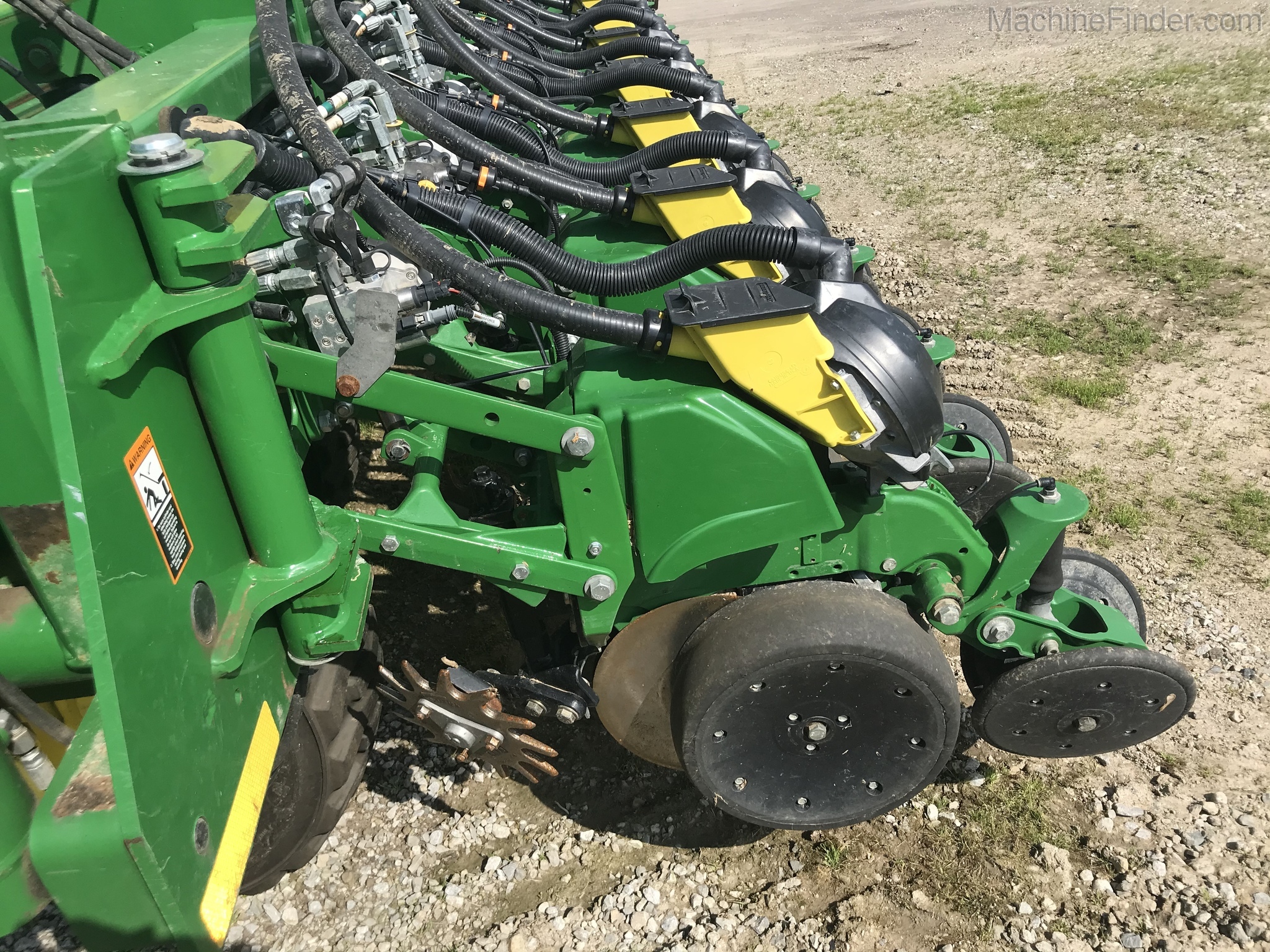 2017 John Deere DB60 Image 2