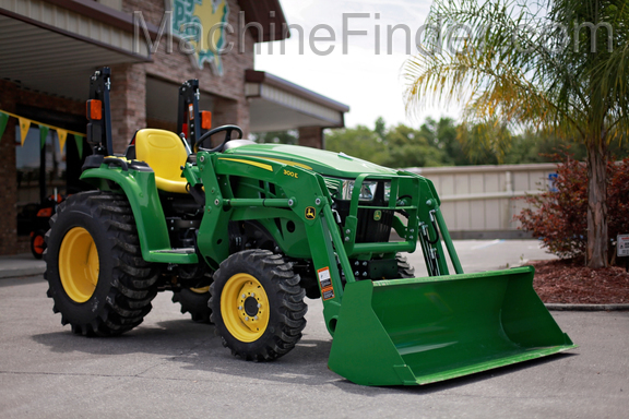 2020 John Deere 3038E Image 1