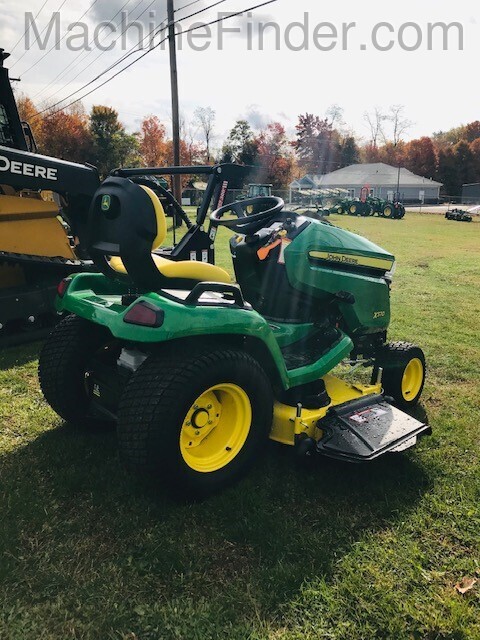 2020 John Deere X570 Image 4