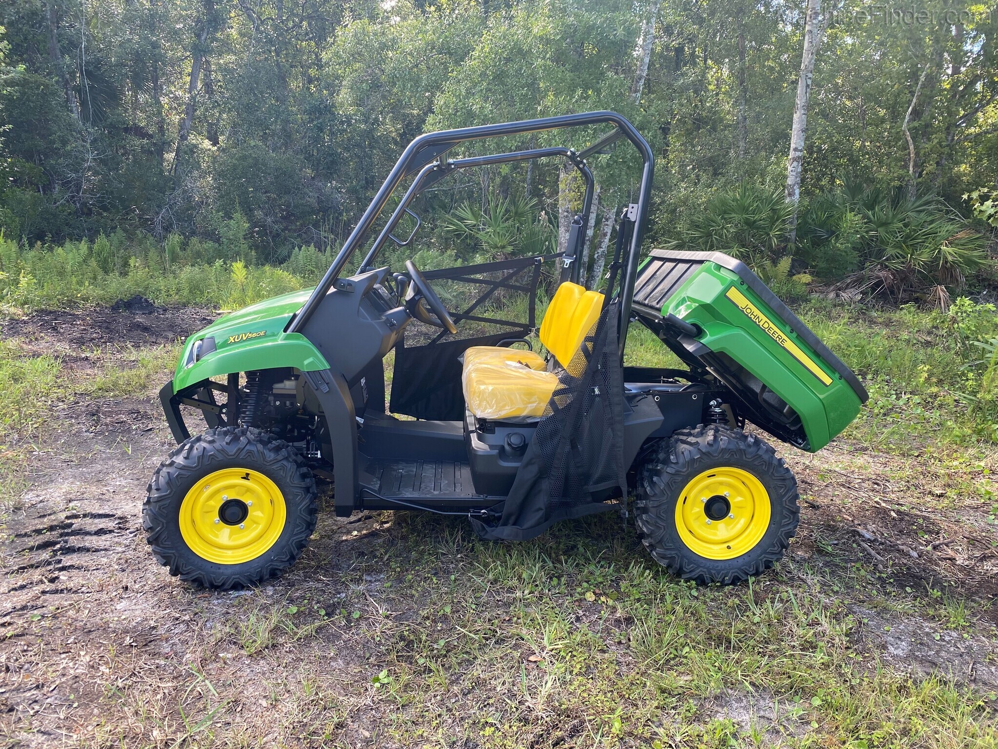 2021 John Deere 560E Image 2