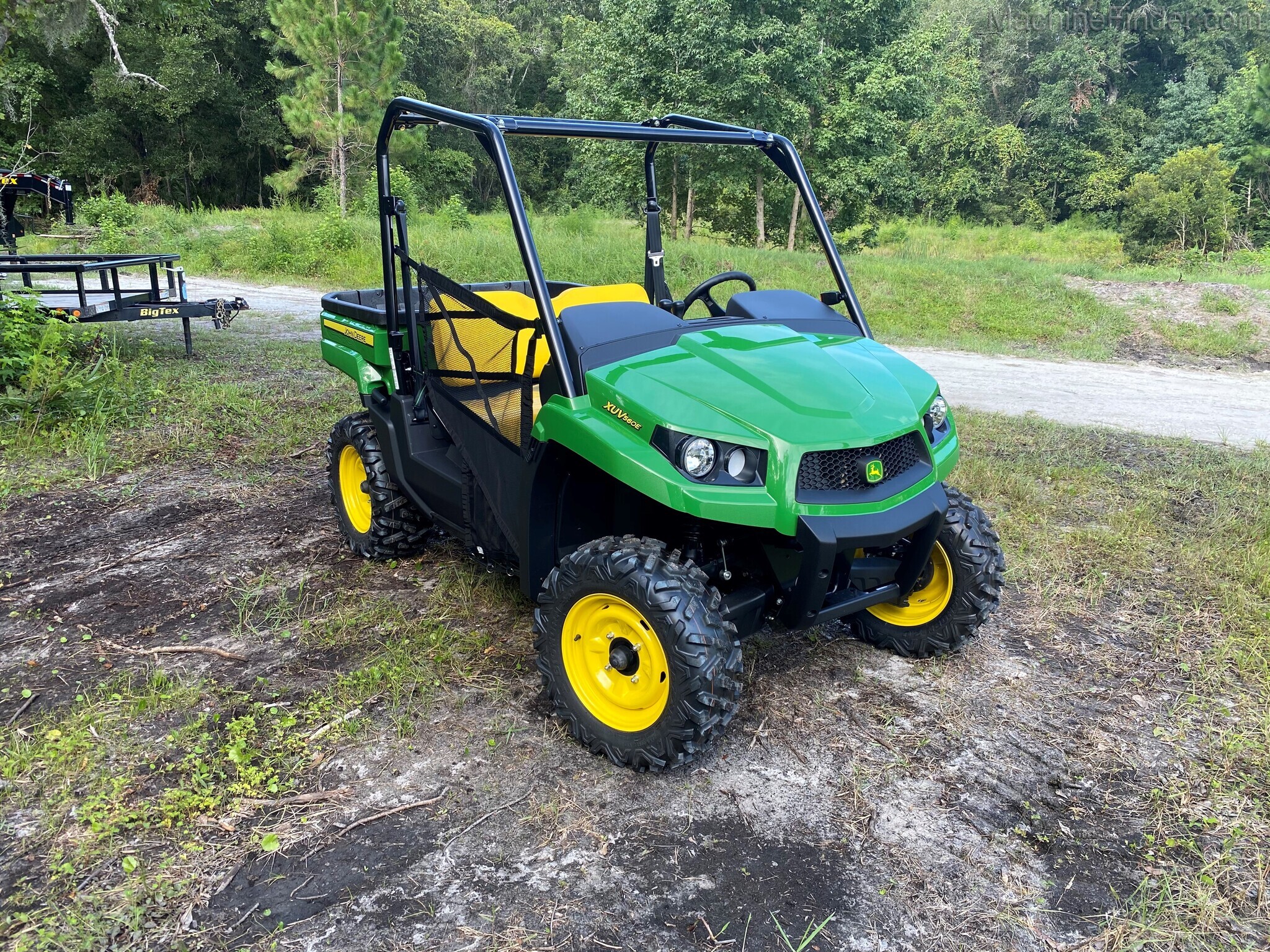 2021 John Deere 560E Image 5