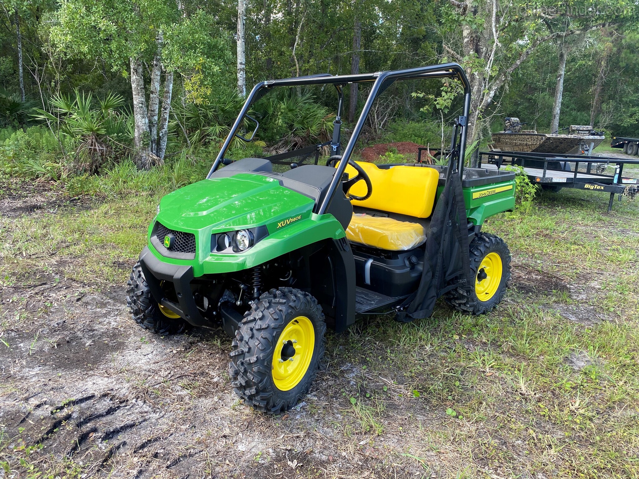 2021 John Deere 560E Image 3