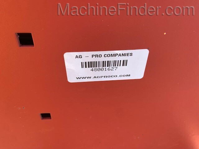 1993 New Holland 565 Image 6