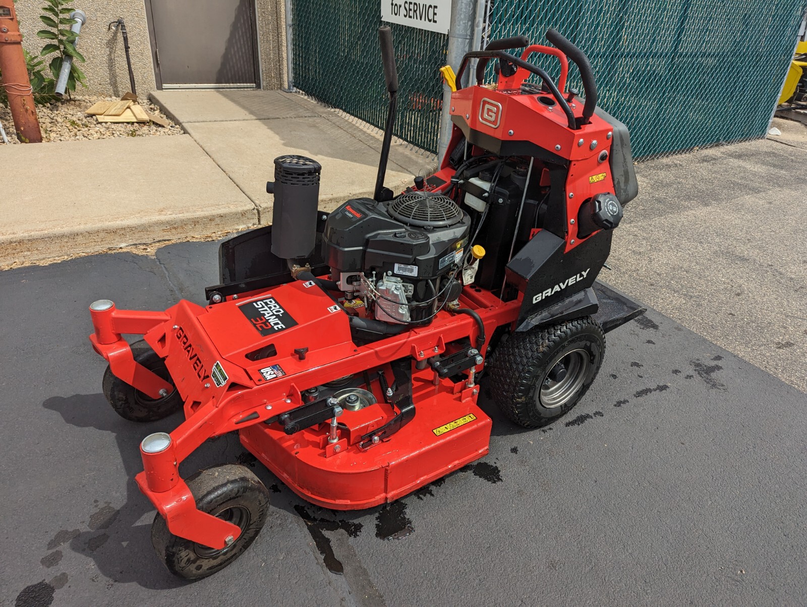 2022 Gravely Prostance 32 Minnesota Equipment