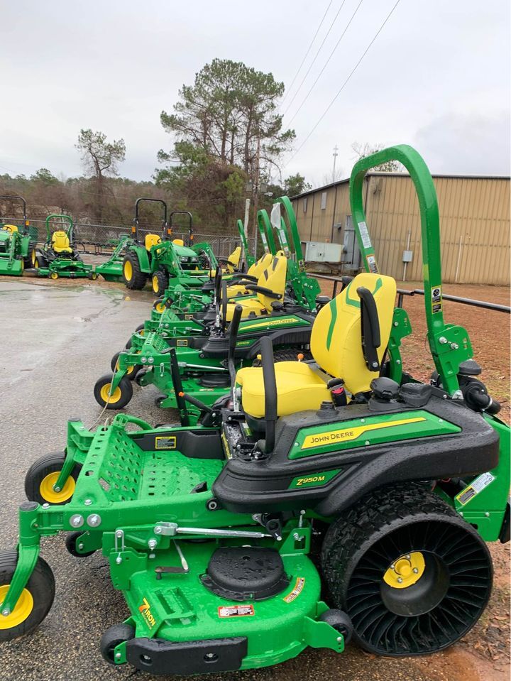 2025 John Deere Z950M Image 4