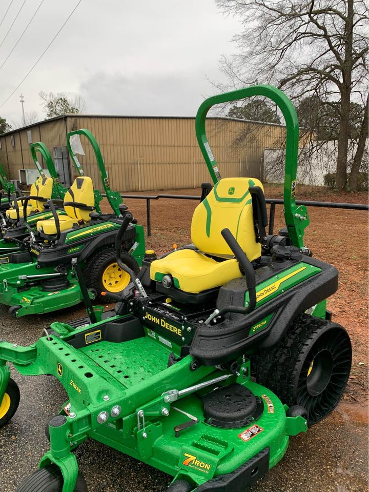 2025 John Deere Z950M Image 2