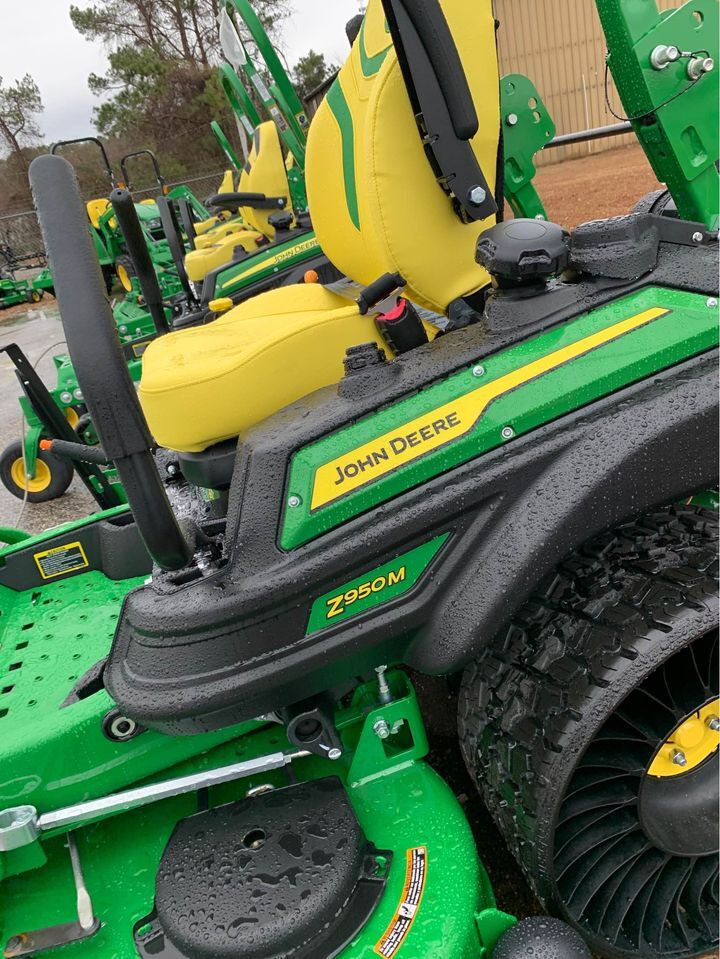 2025 John Deere Z950M Image 3