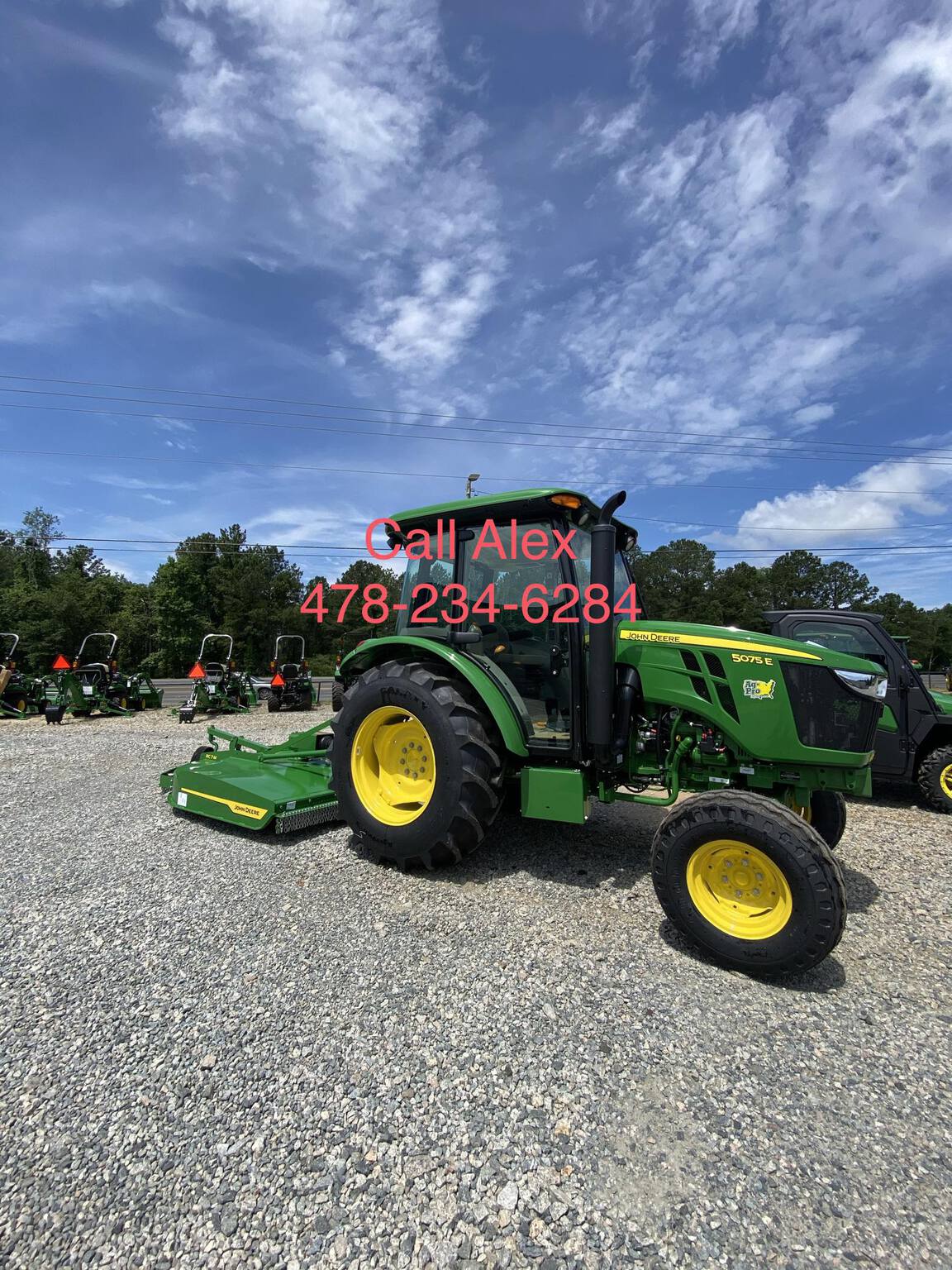 2023 John Deere 5075E Image 1