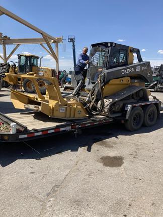 Product image 2 | 4re Equipment | ID: product-compact-construction-john-deere-333g-compact-track-loaders-142015
