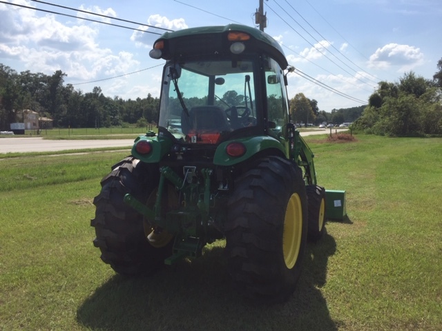 2023 John Deere 4066R Image 5