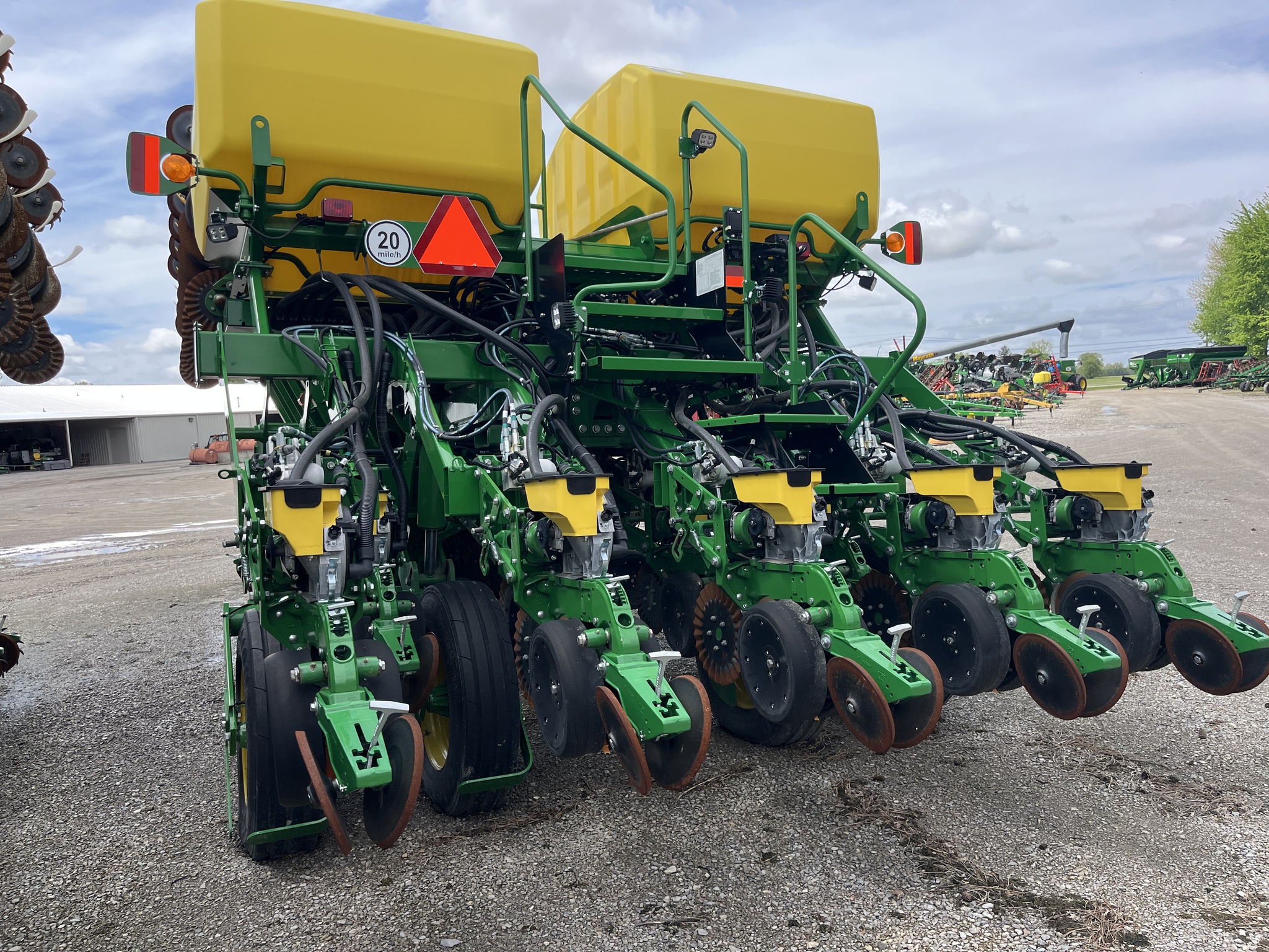 2023 John Deere 1795 Image 16