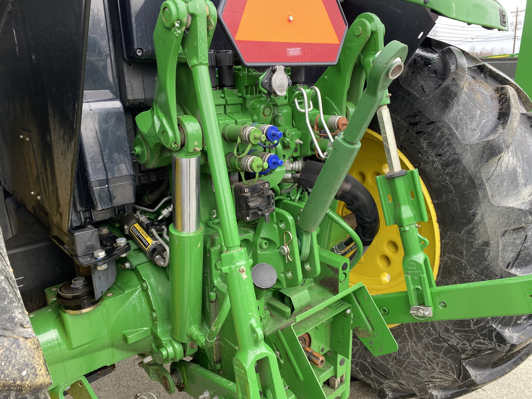 2023 John Deere 6120M Image 16