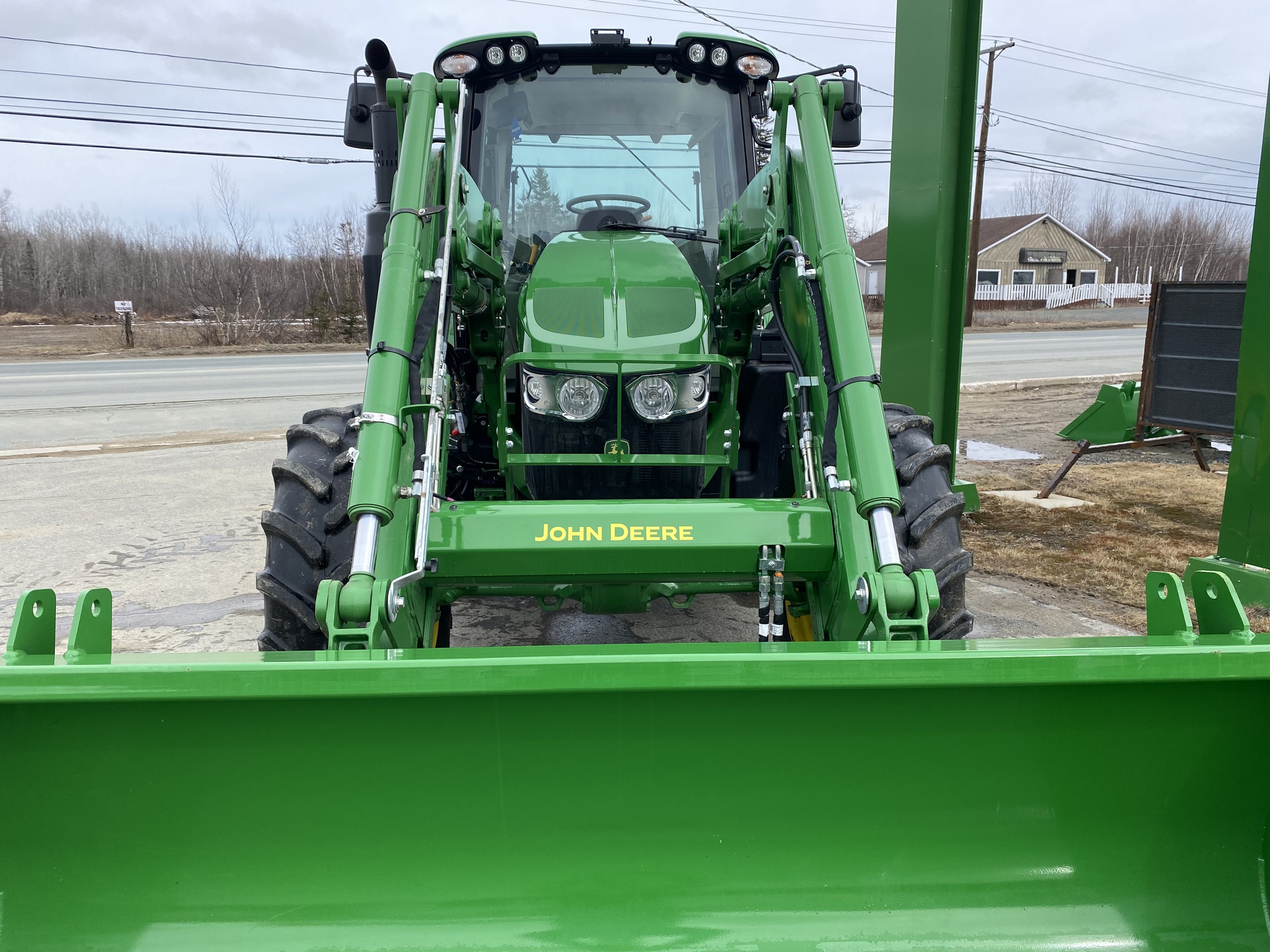 2023 John Deere 6120M Image 12