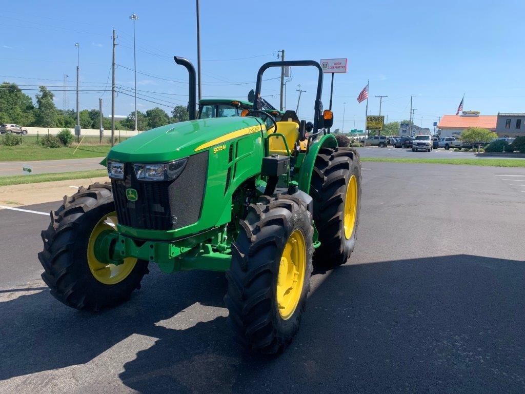 2025 John Deere 5075M Image 5
