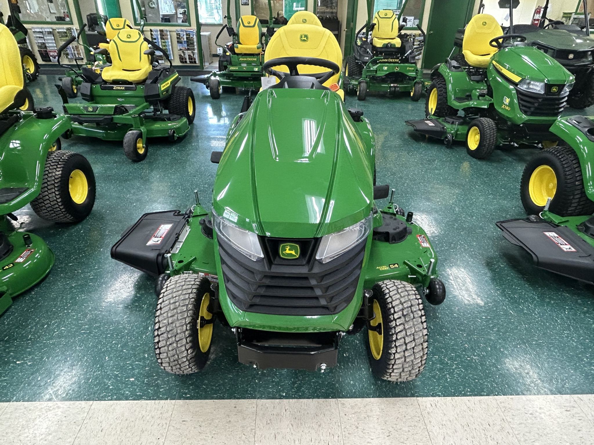 2024 John Deere X380 Lawn & Garden Tractors Mansfield, OH