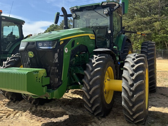 2023 John Deere 8R 310 Photo 1