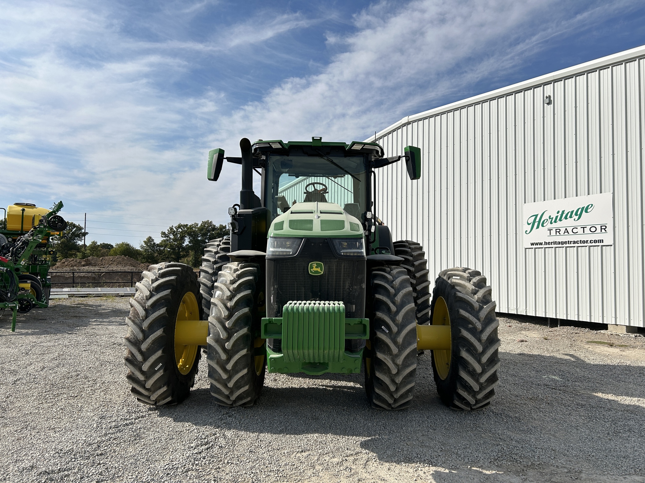  2023 John Deere 8R 250 at Heritage Tractor in Pittsburg, KS
